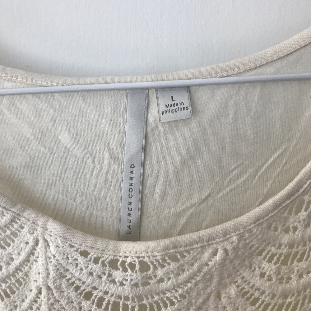 LC LAUREN CONRAD TOP - Picture 2 of 5